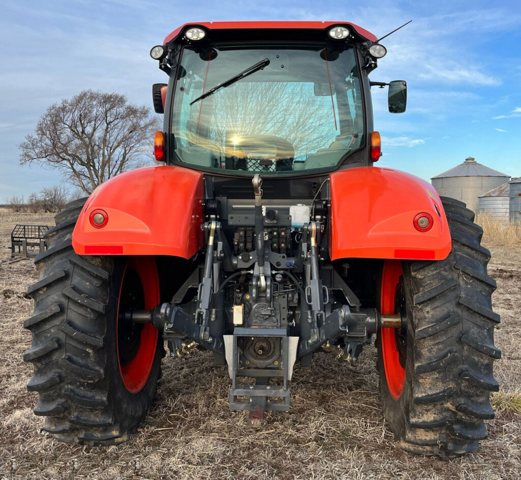 2018 Kubota M7