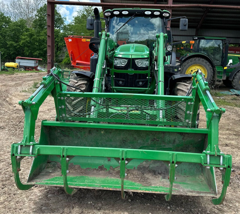 2017 John Deere 6175R