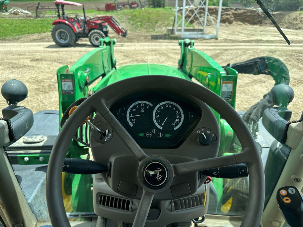 2017 John Deere 6175R