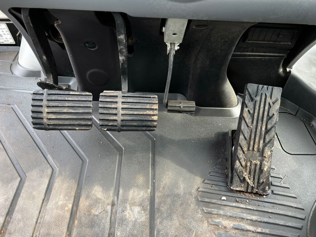 2019 Caterpillar 420 IT