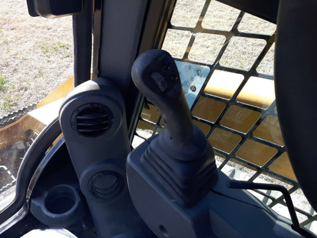 2023 Caterpillar 299D3